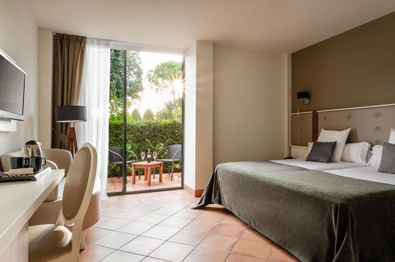 Hotel Torremirona Golf & Spa Navata Dış mekan fotoğraf