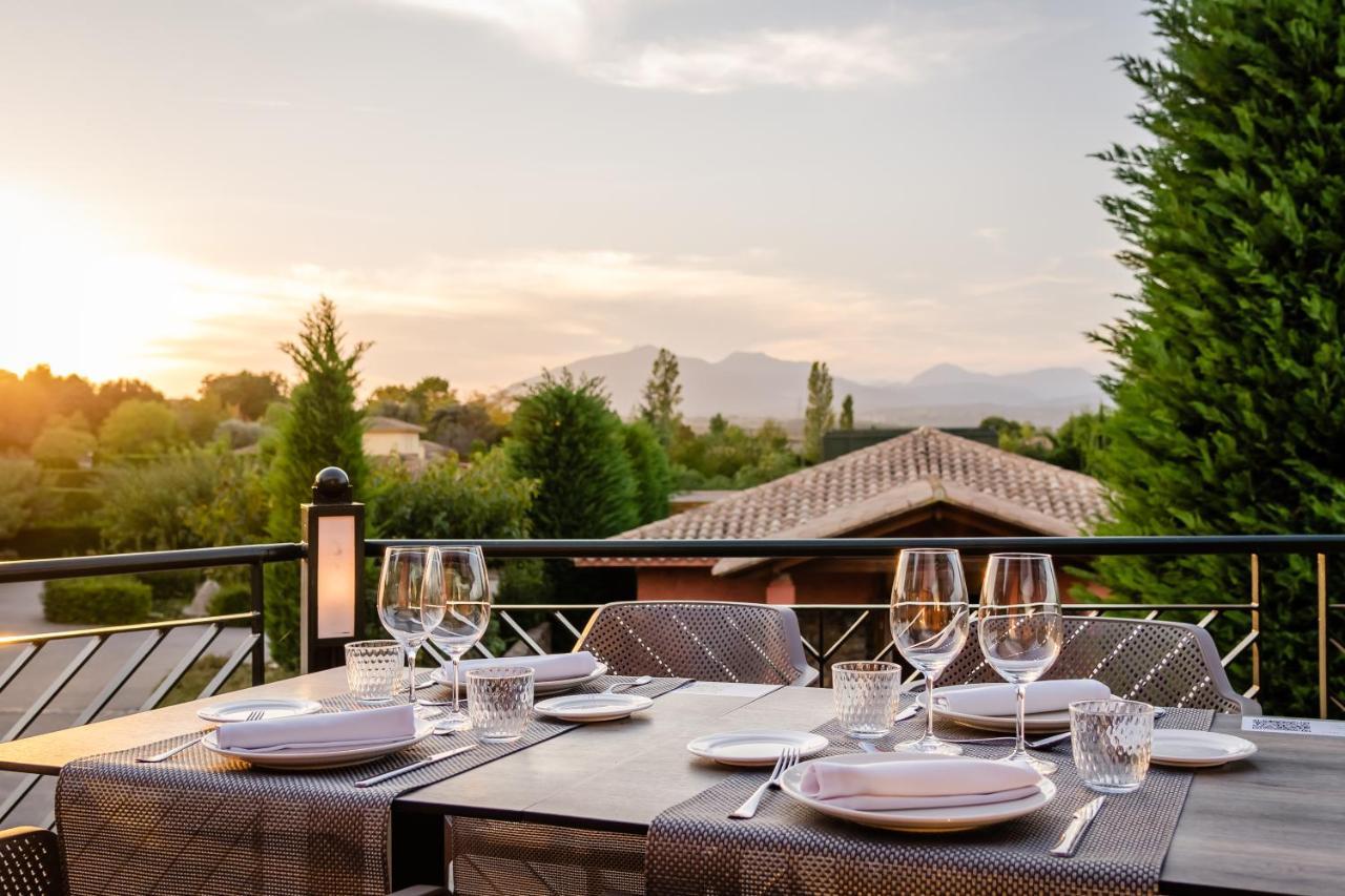 Hotel Torremirona Golf & Spa Navata Dış mekan fotoğraf
